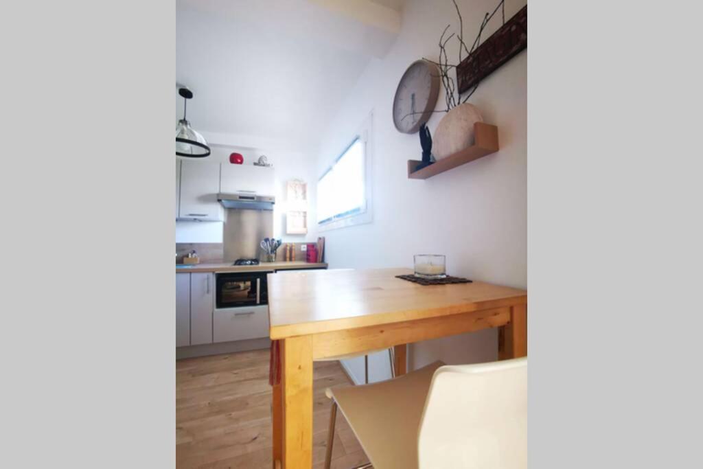 Cocon - 2Pers - Parking - Aeroport - Meet Apartment Бланяк Екстериор снимка