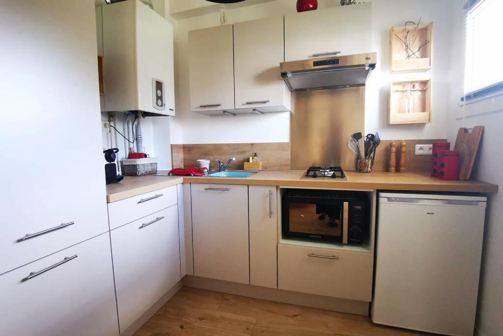 Cocon - 2Pers - Parking - Aeroport - Meet Apartment Бланяк Екстериор снимка